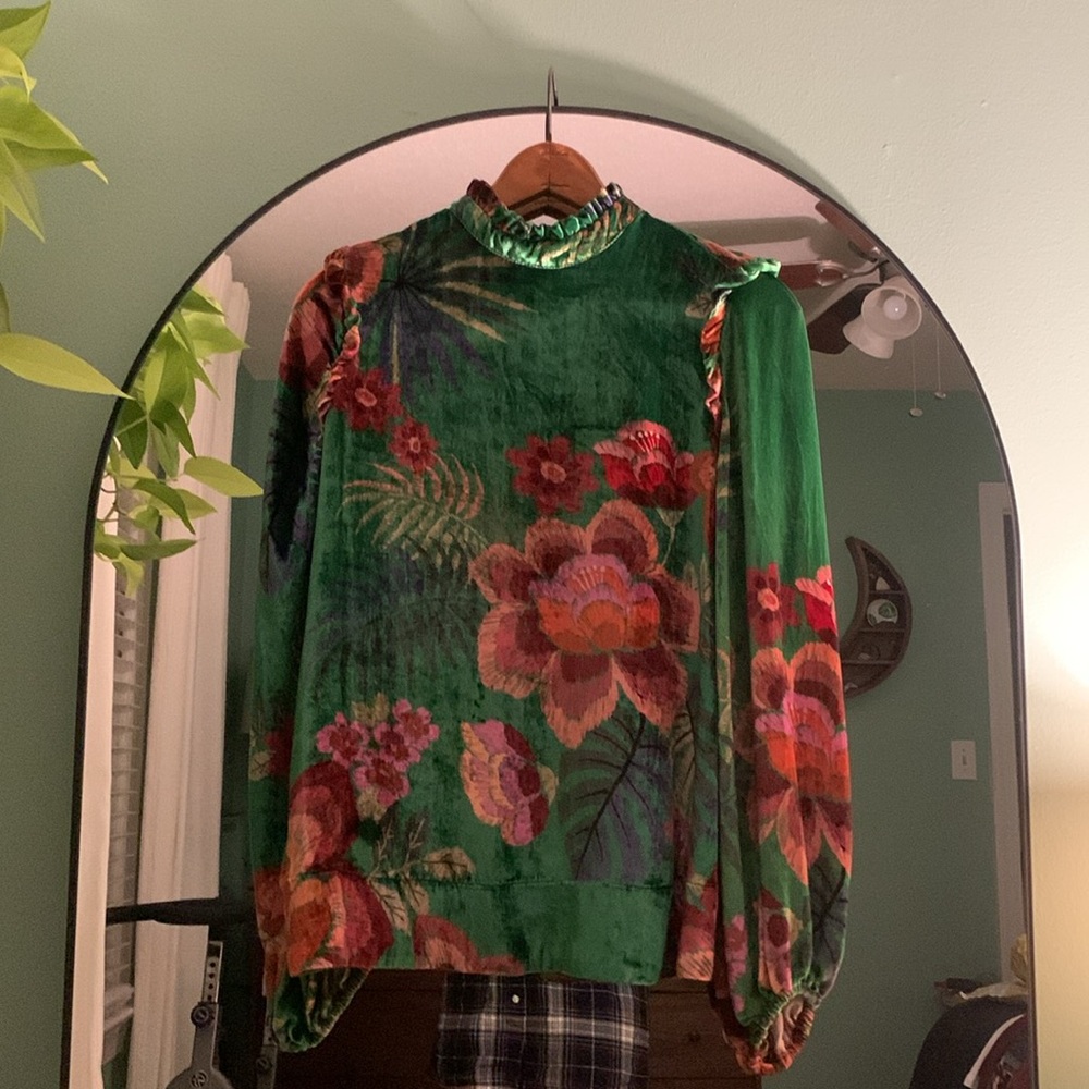 FARM Rio Silk Velvet Top - Picture 4 of 9